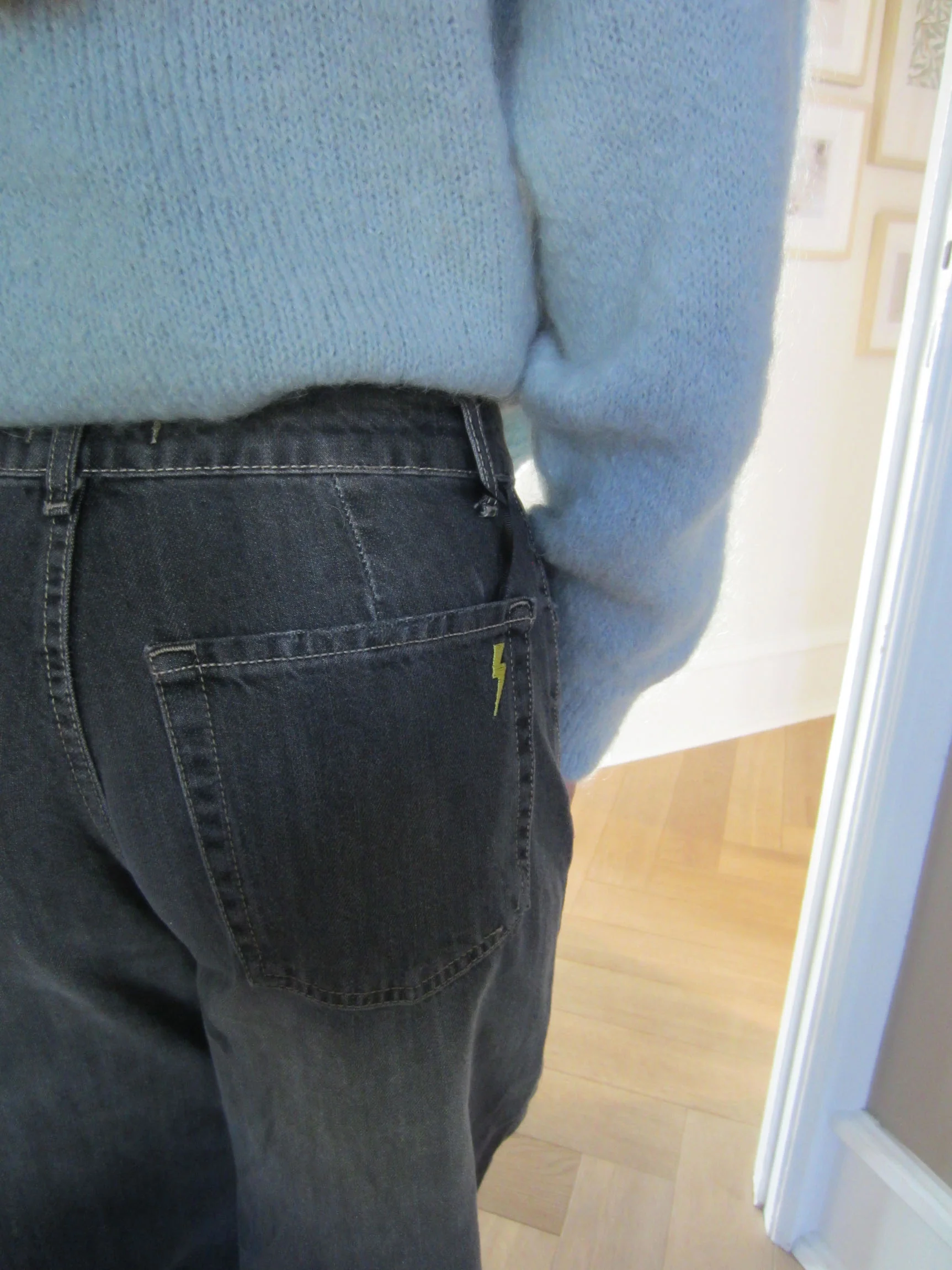 Alaia lavtaljede jeans med lyn detalje - Grå denim - Image 9