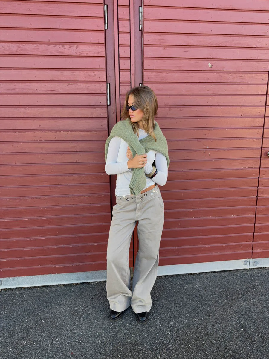 Tanija jeans med ringdetaljer - Beige - Image 11