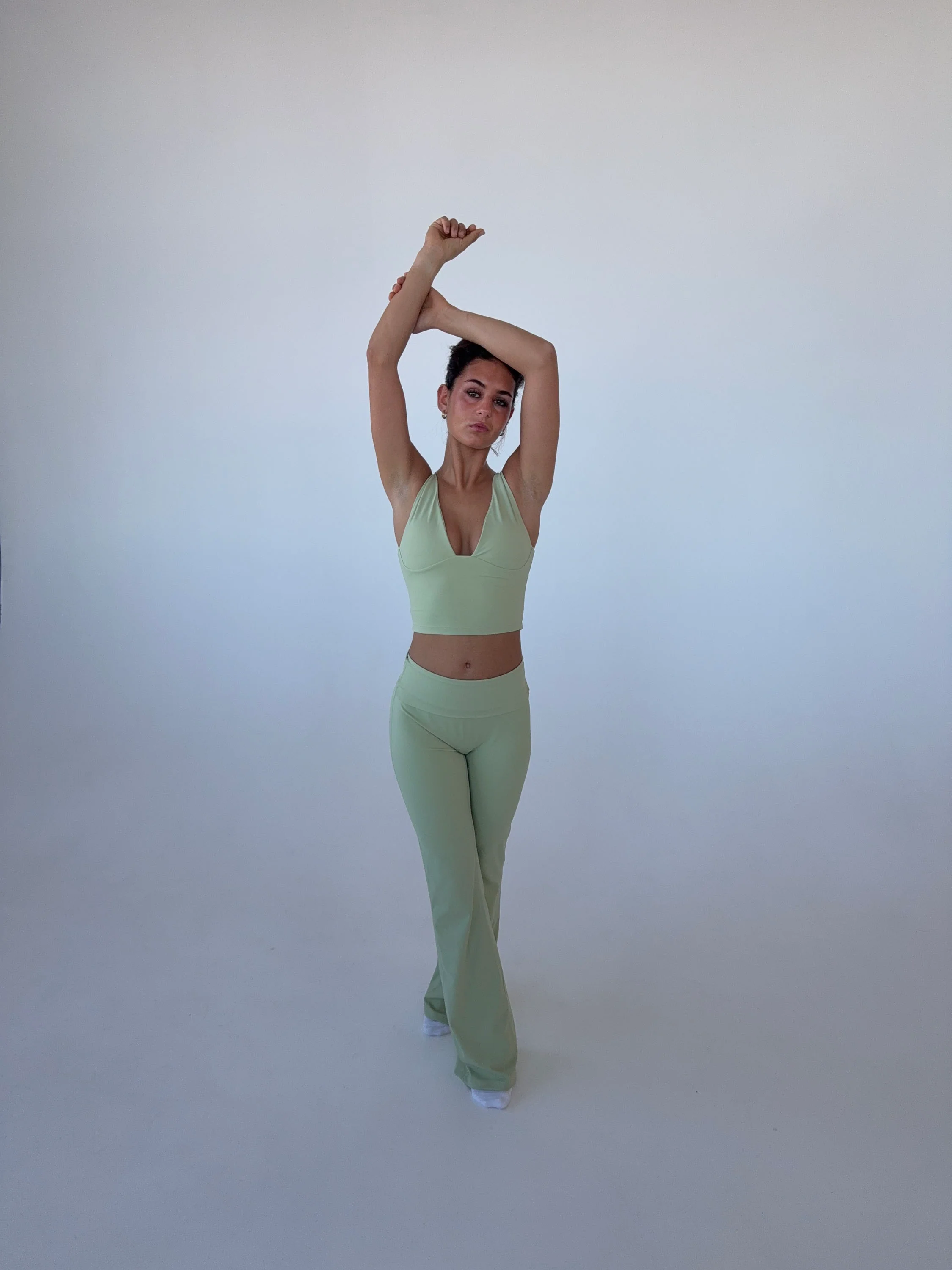 Essential flared pants - Matcha - Image 17