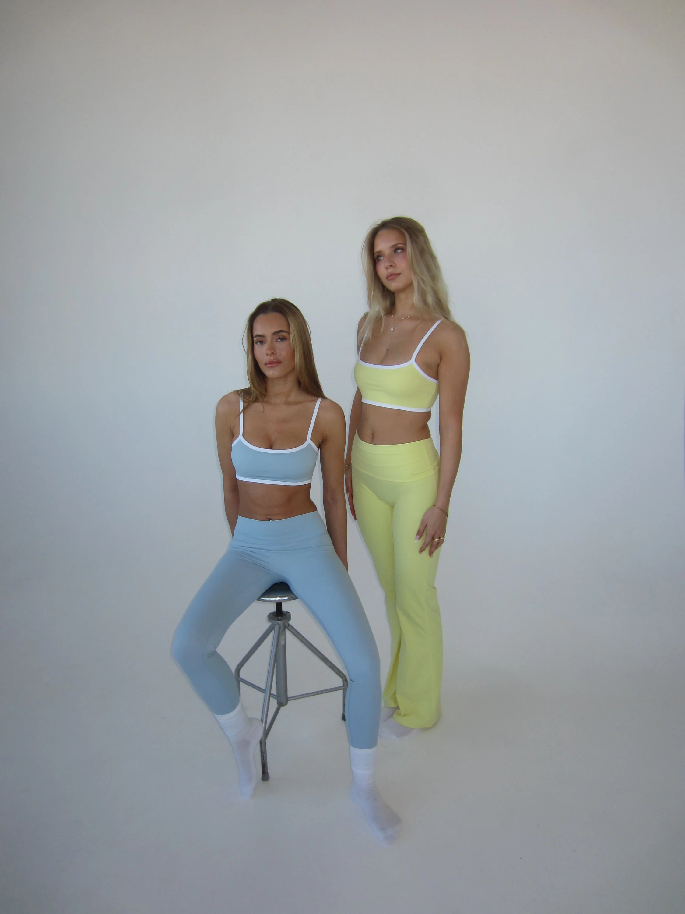 Essential leggings - Sky - Image 10