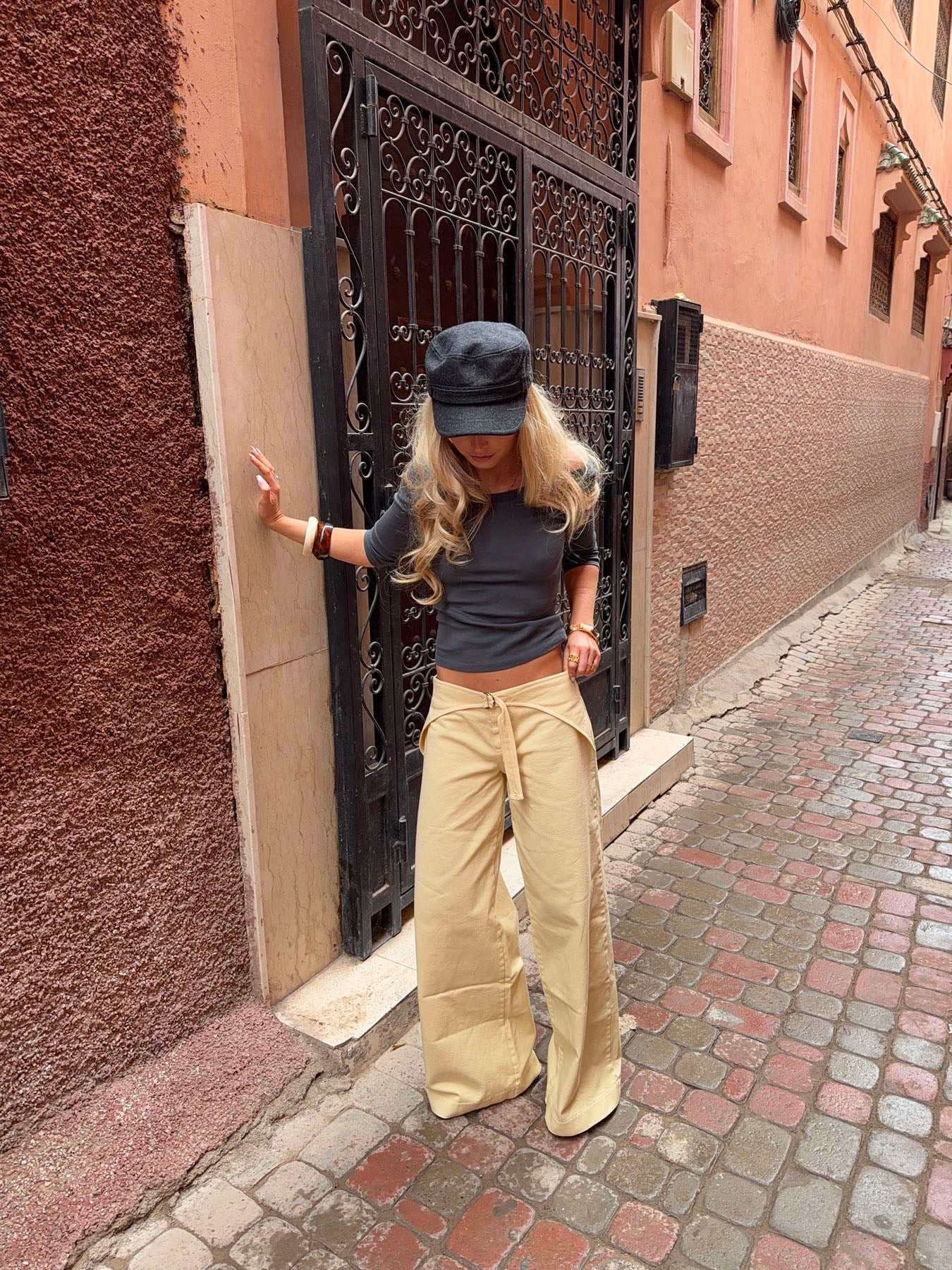 Fillina jeans med bælte - Gul - Image 8