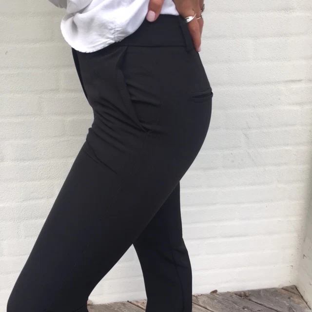 Flare bukser med lommer - Sort - Image 17