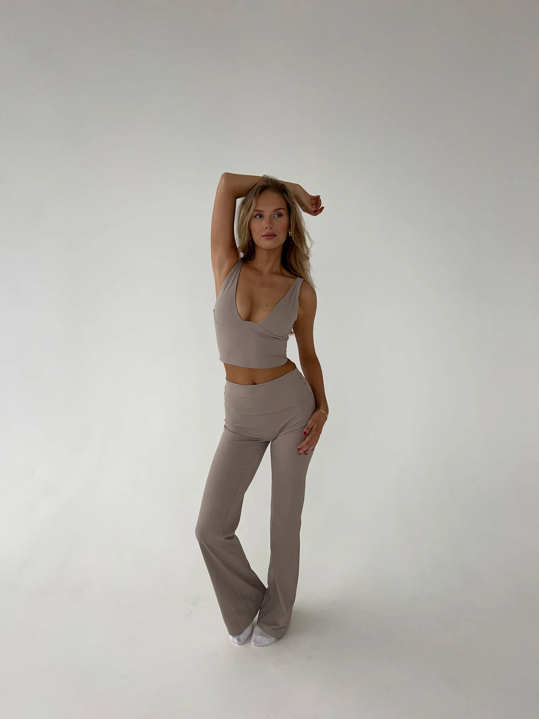 Essential flared pants - Ash - Image 5