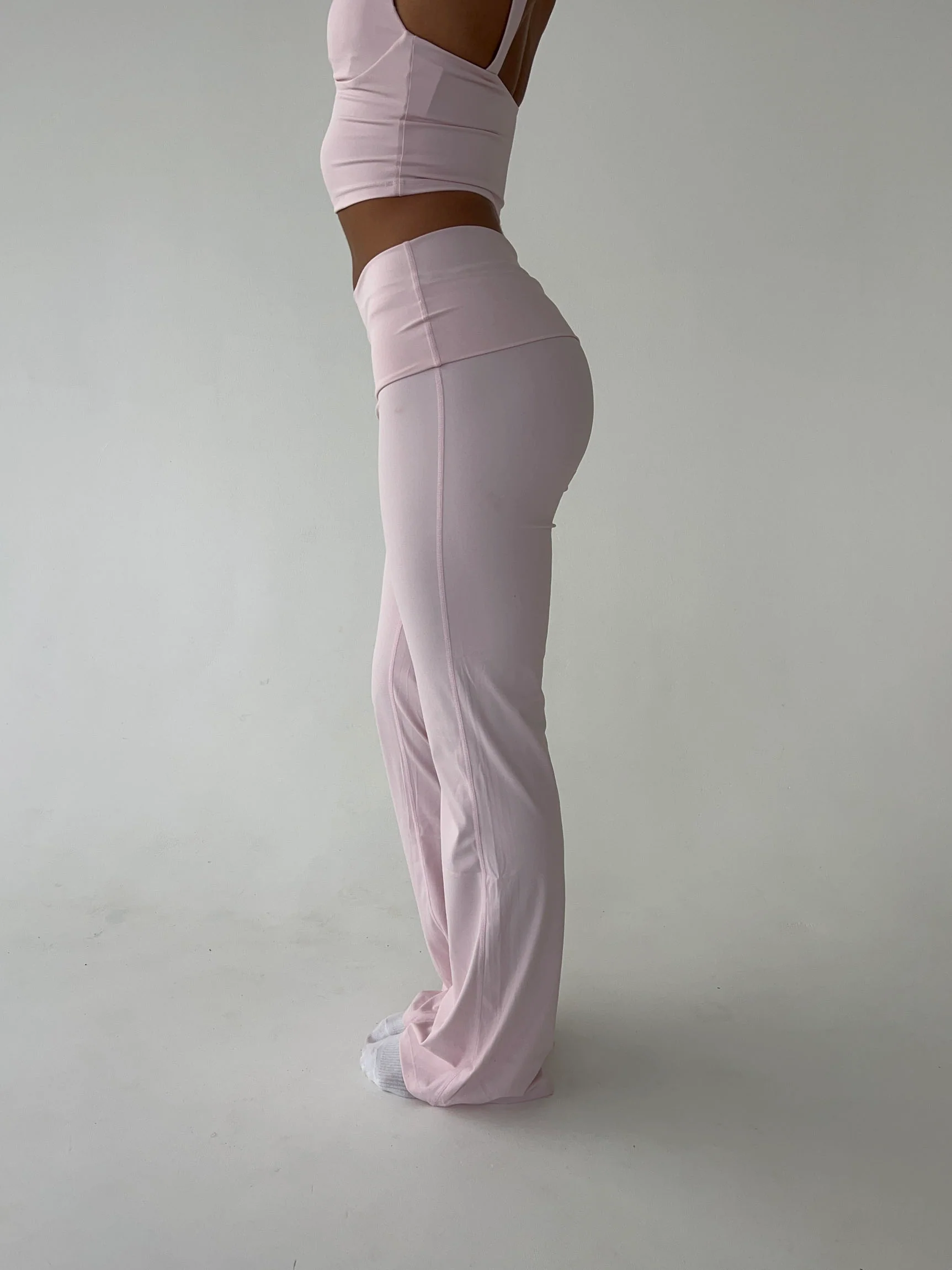 Essential flared pants - Candyfloss - Image 15