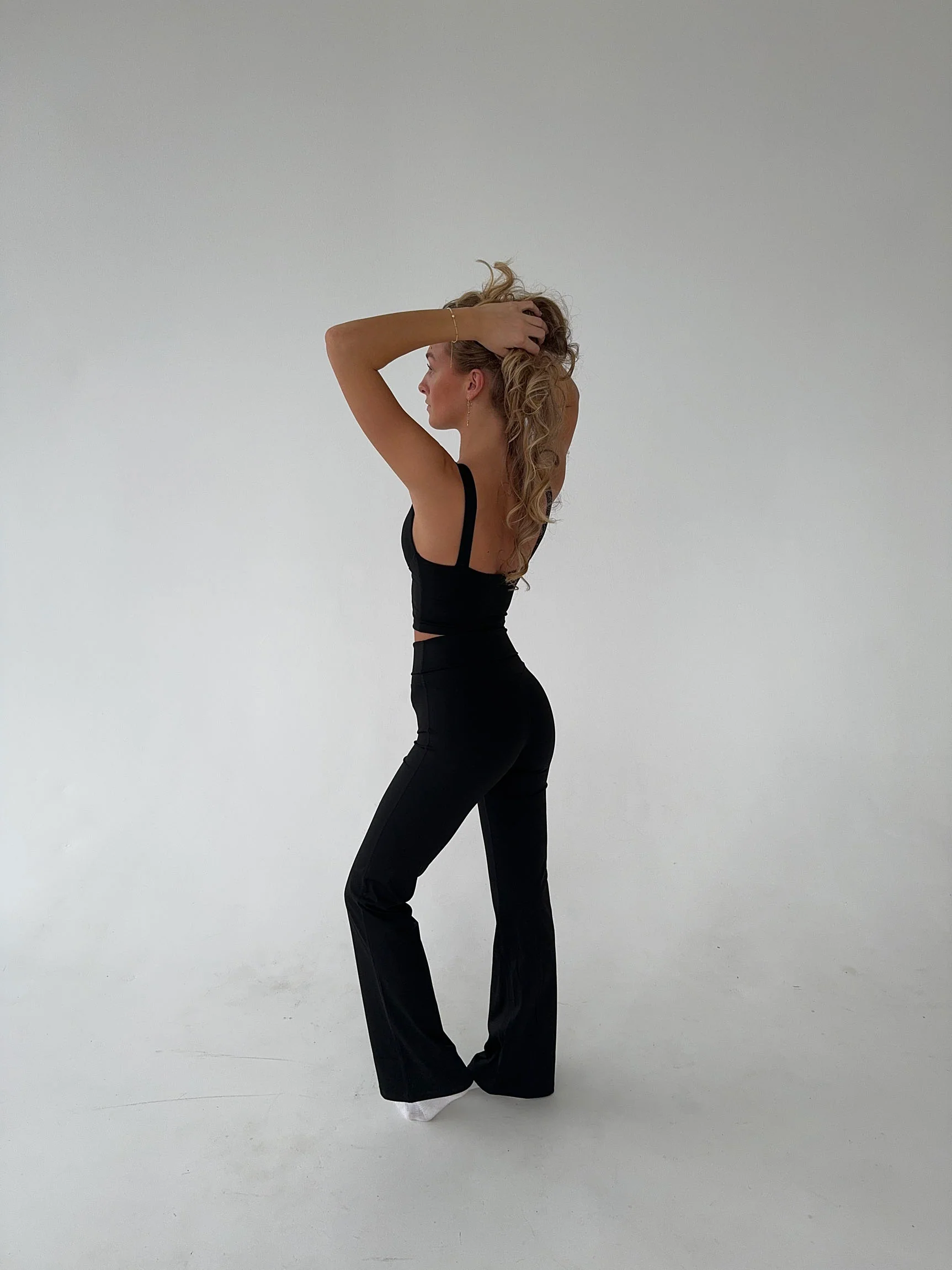 Essential flared pants - Jet black - Image 5