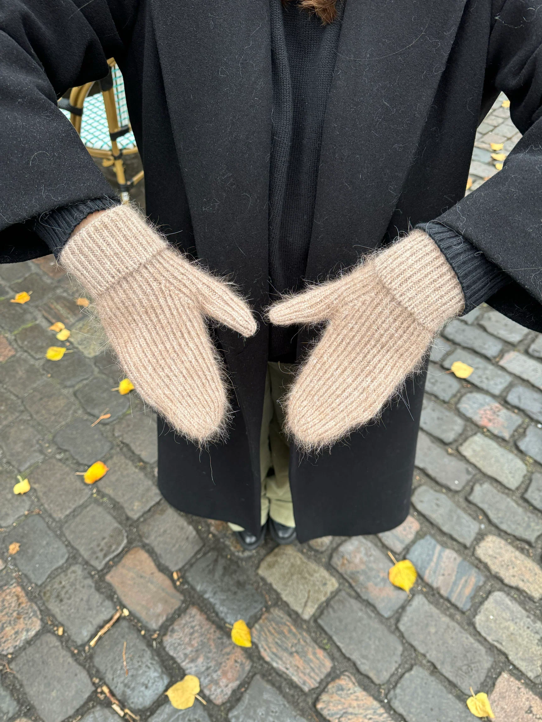 Fluffy handsker - Taupe - Image 5