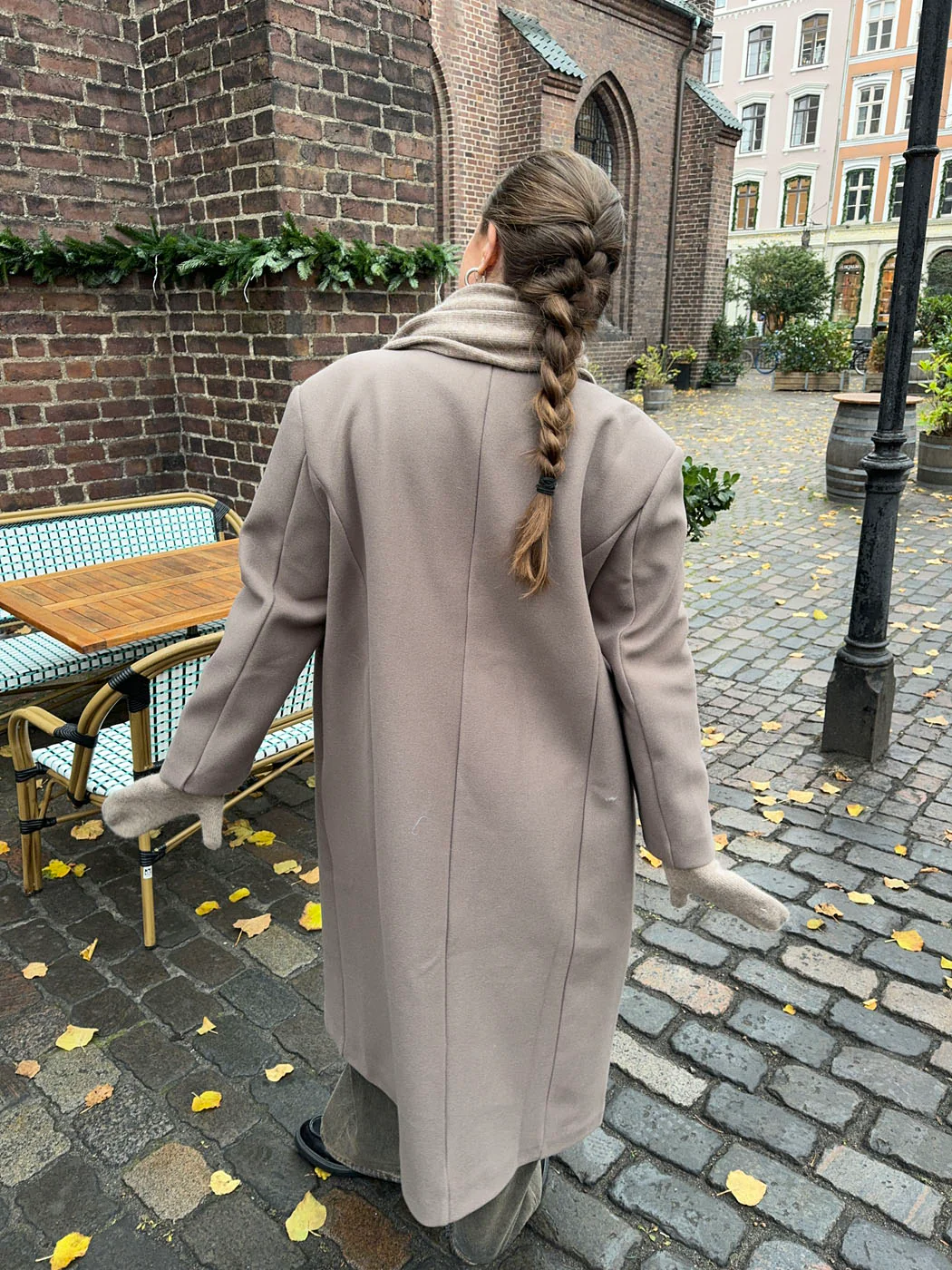 Kehlani halstørklæde i strik - Lys brun - Image 3