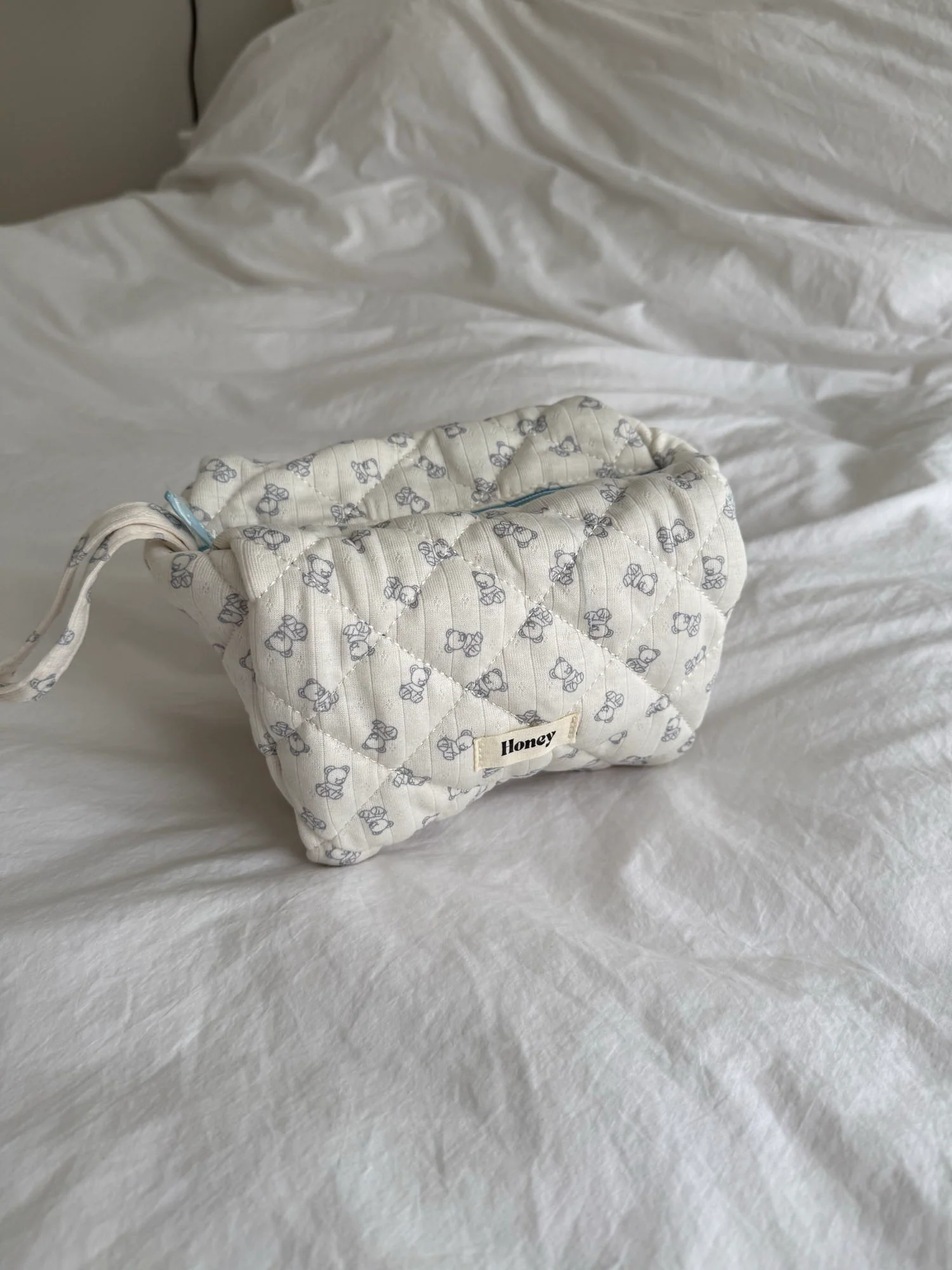 Honey lille toilettaske - Off white med bamser