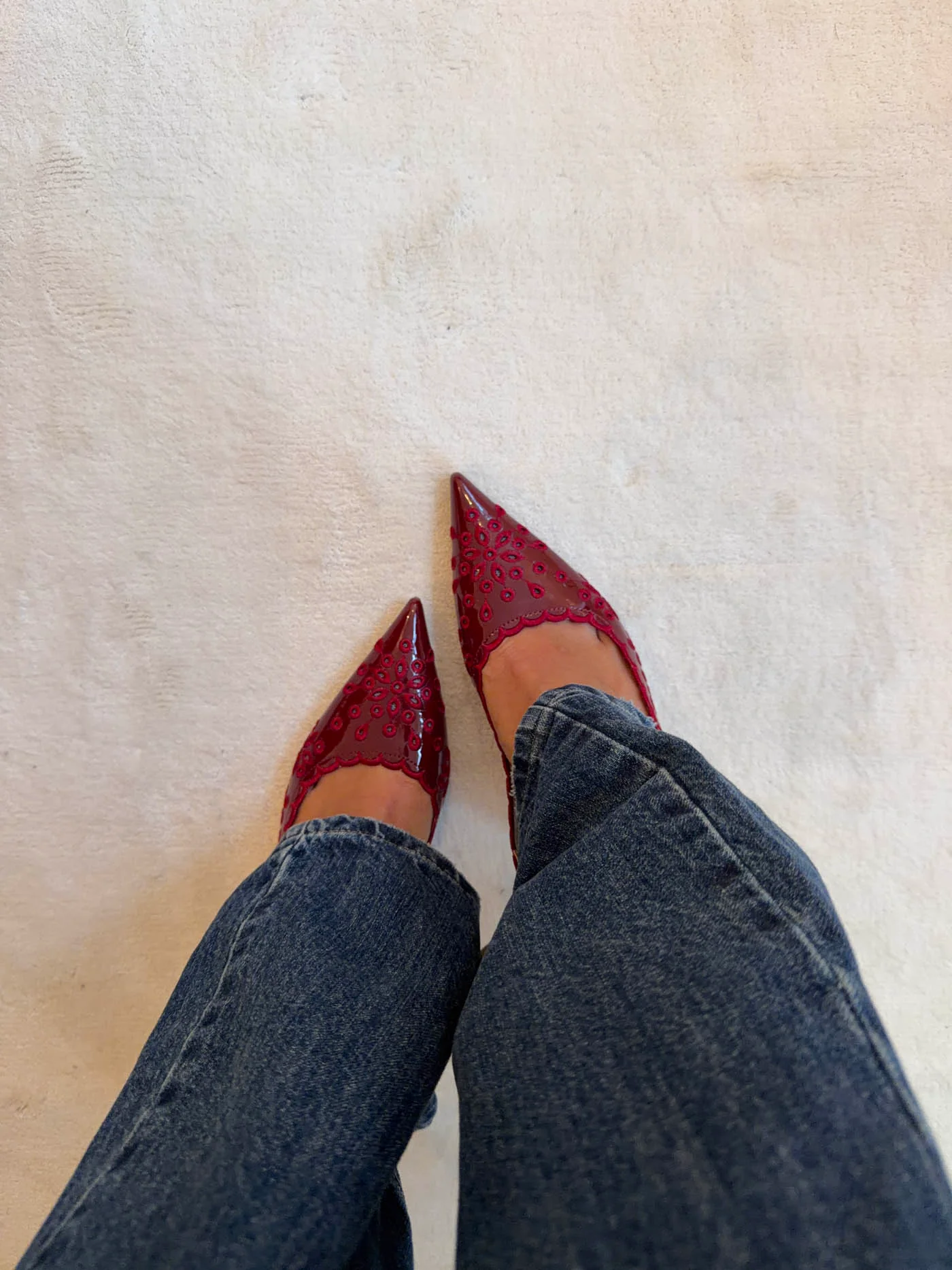 Ydun slingback hæle med detaljer - Rød