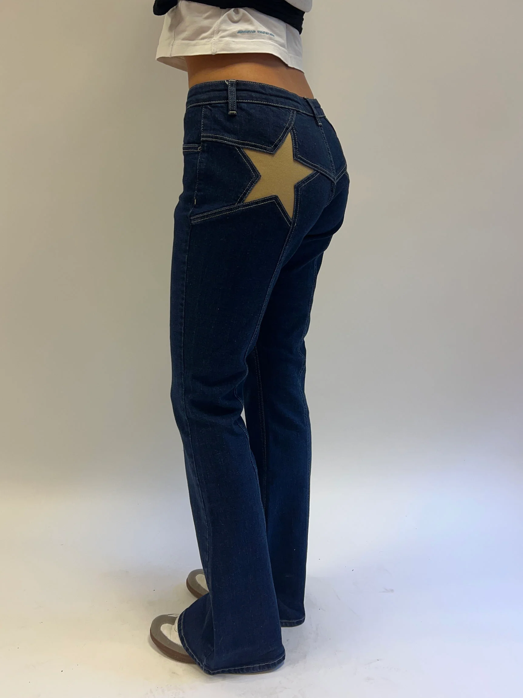 Flared star jeans med guld stjerne - Mørk denim - Image 4