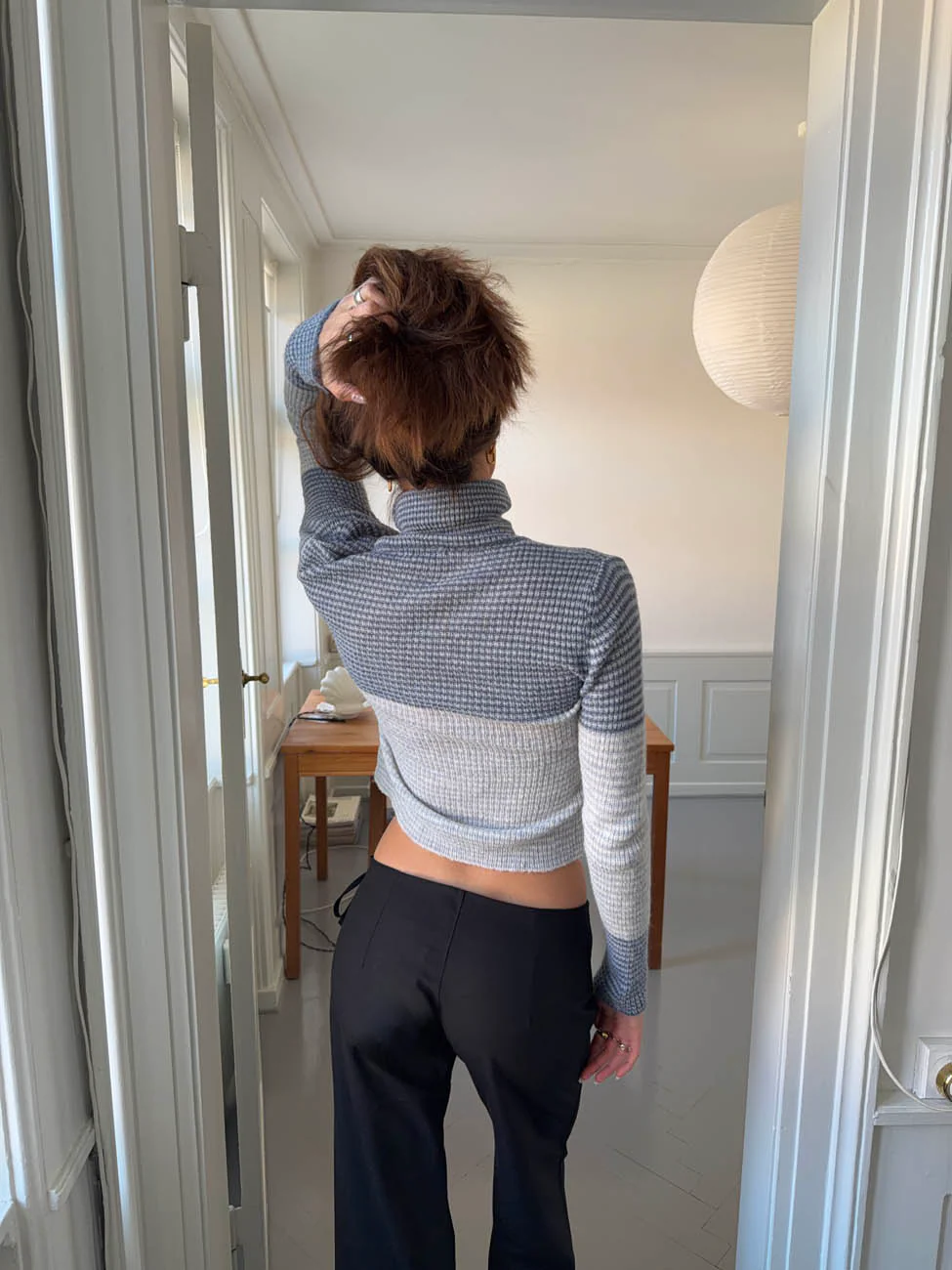 Swela striktrøje med turtleneck - Lyseblå/mørkeblå - Image 3