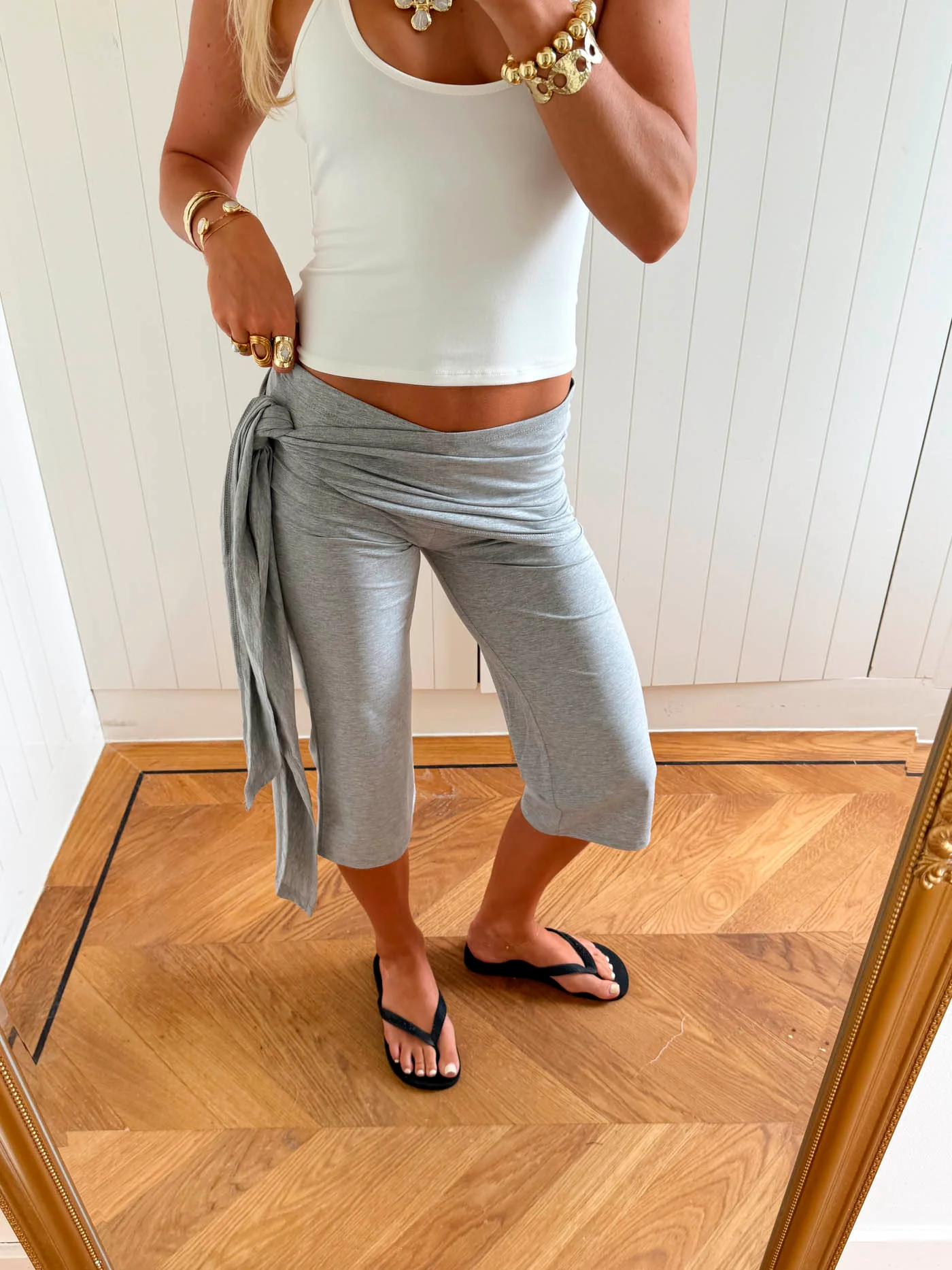 Scandivv capris med bindedetalje - Grå - Image 3