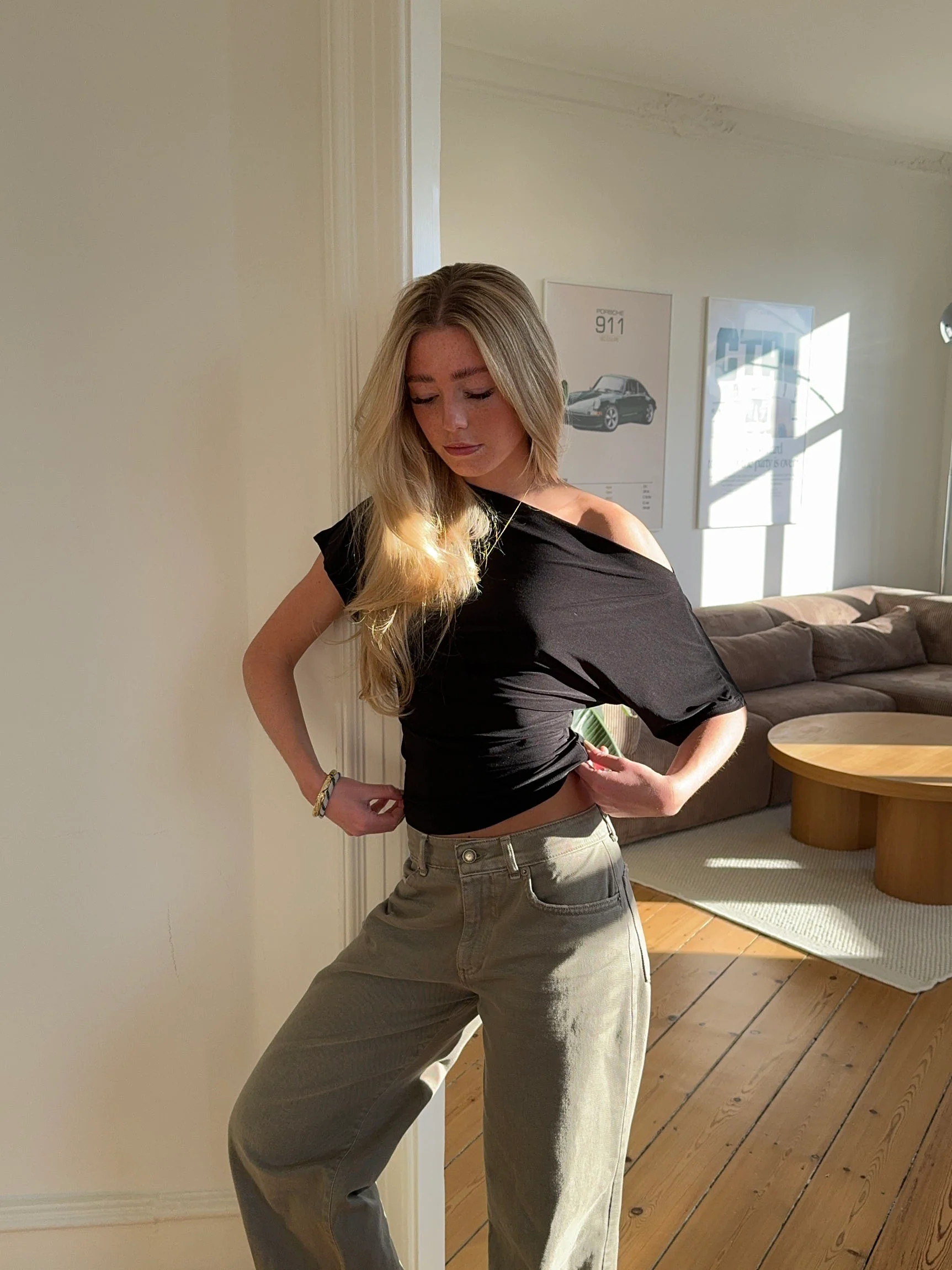 Florine figursyet t-shirt - Sort - Image 11