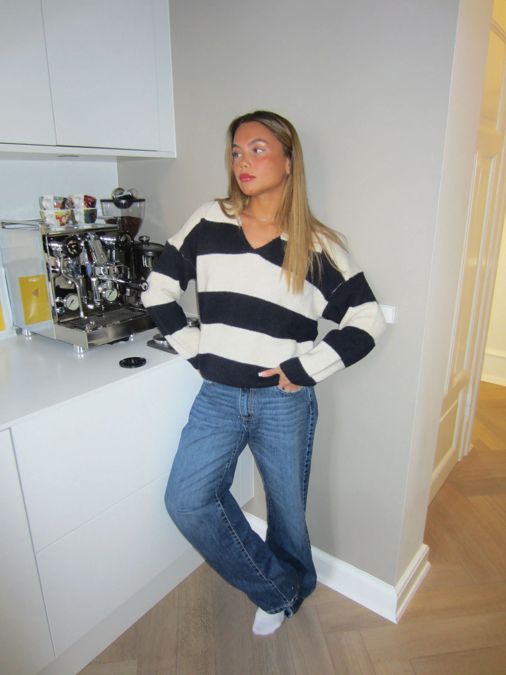 Margoth strikpolo med striber - Hvid/navy - Image 2