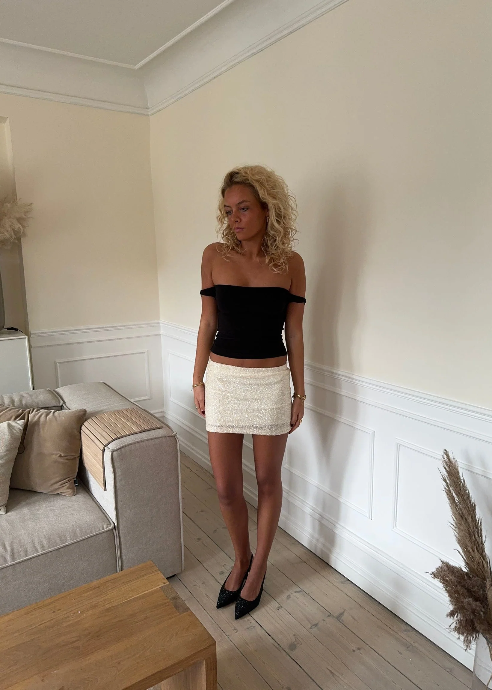 Bella mininederdel med pallietter - Off white - Image 8