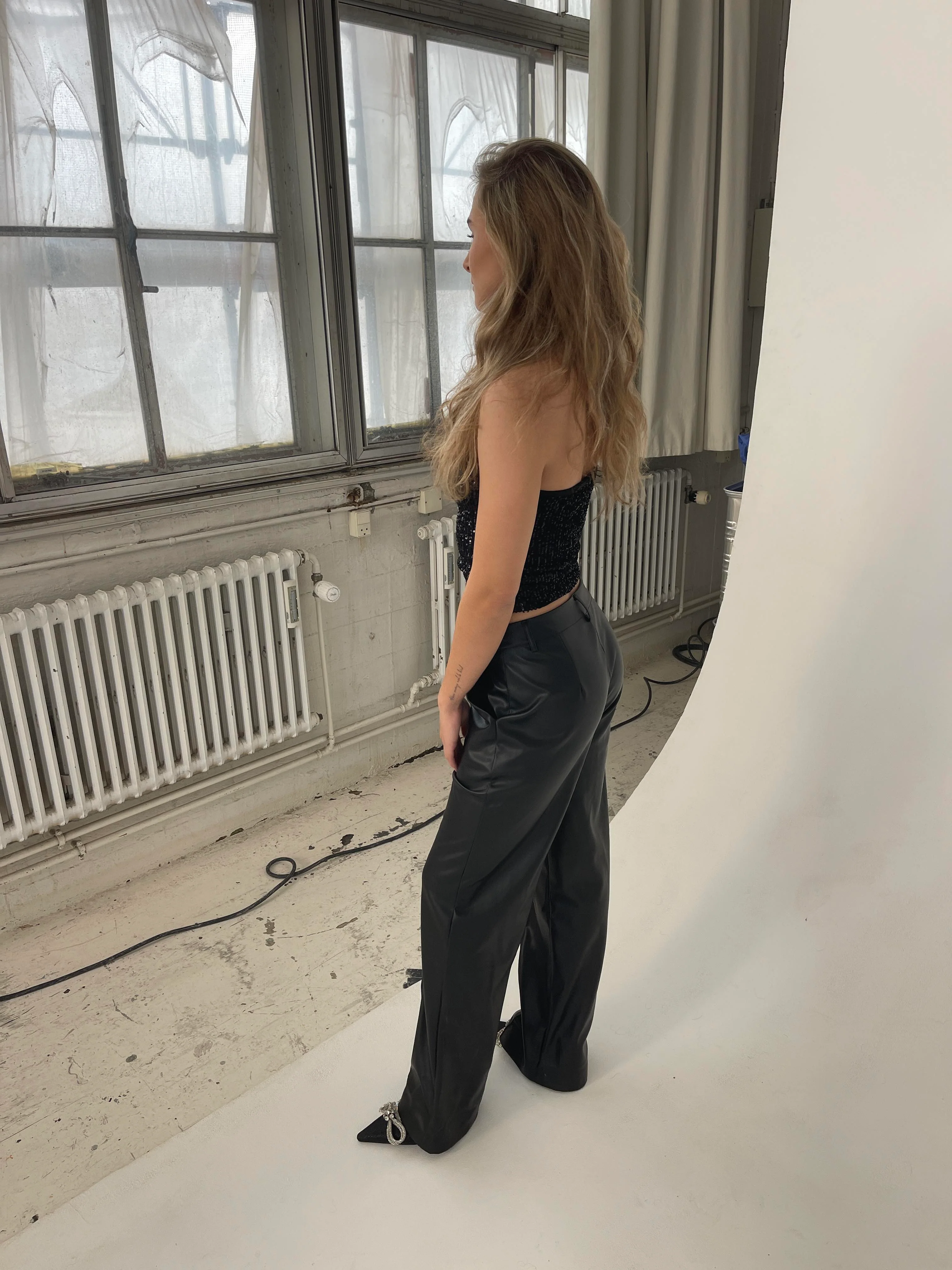 Margot palliettop - Sort - Image 6