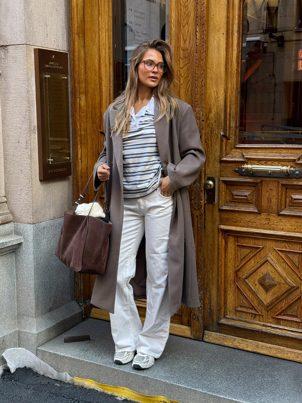 Line polo med striber - Hvid/beige/navy - Image 2