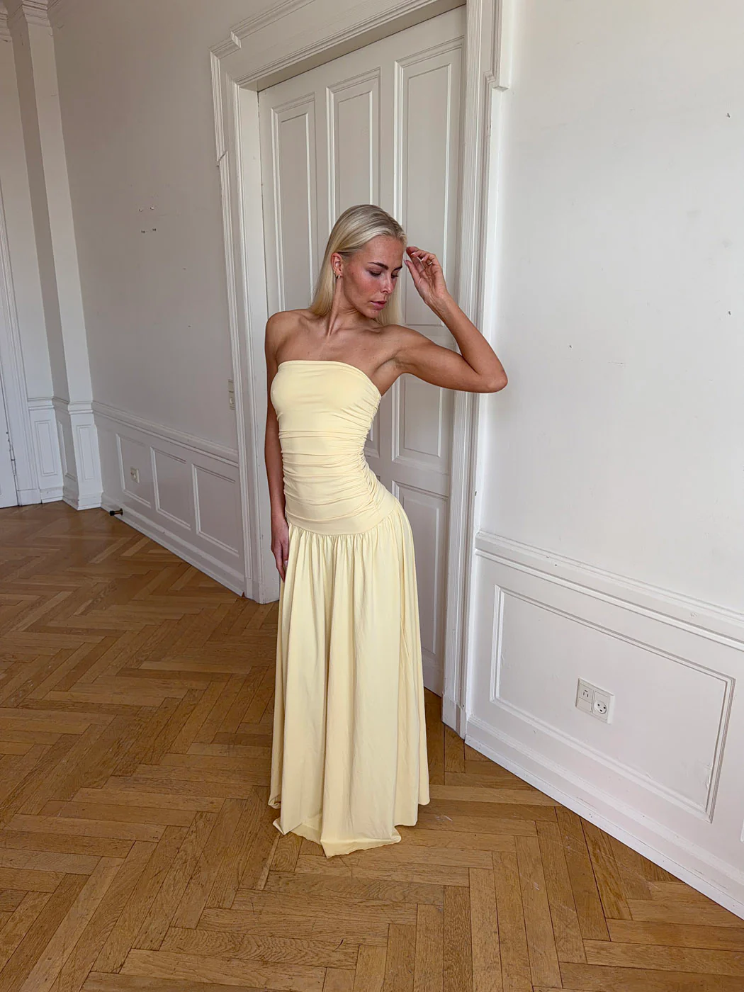 Solara kjole – Lys gul - Image 4