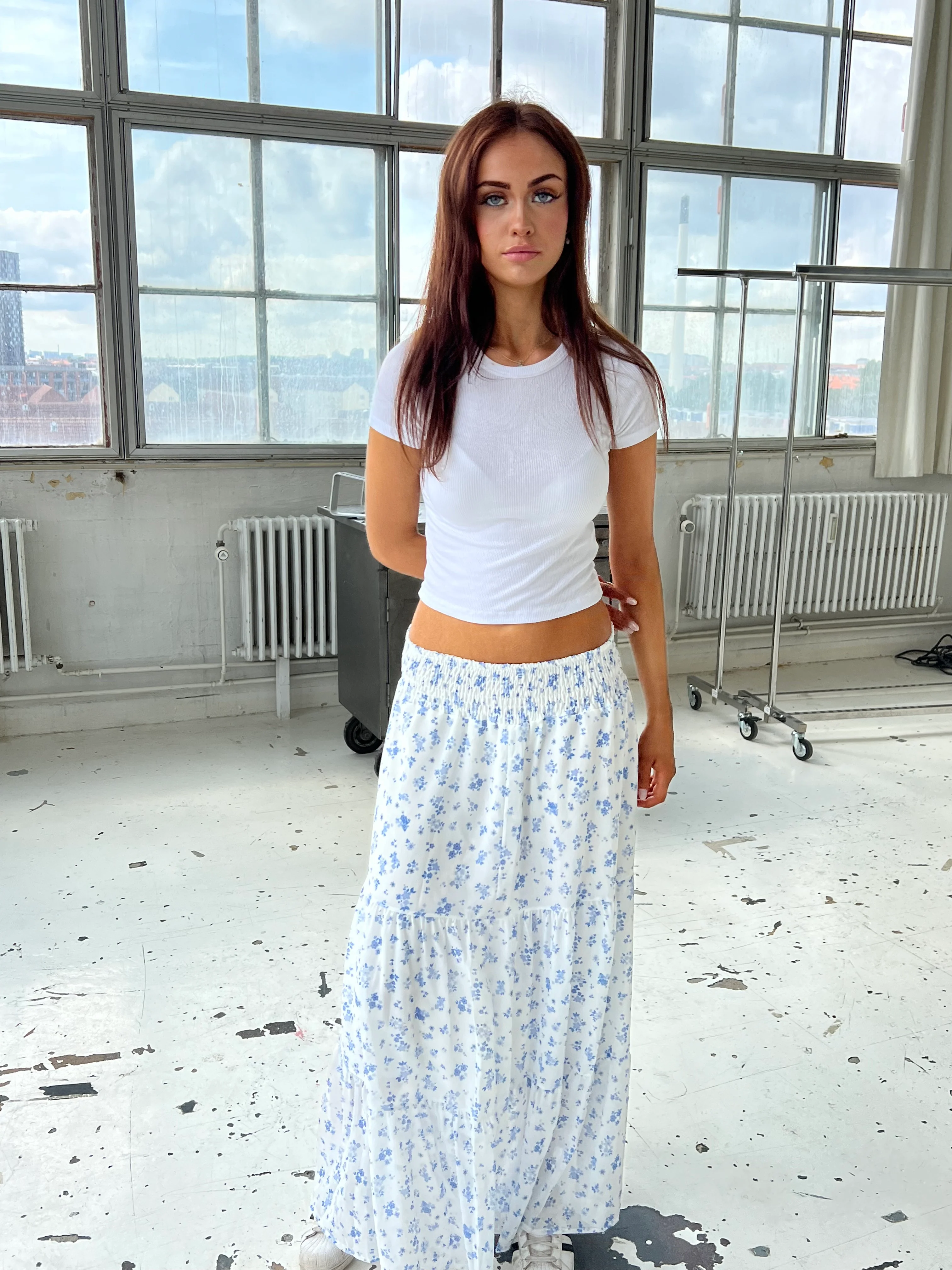 Mindy nederdel med blomsterprint - Image 5