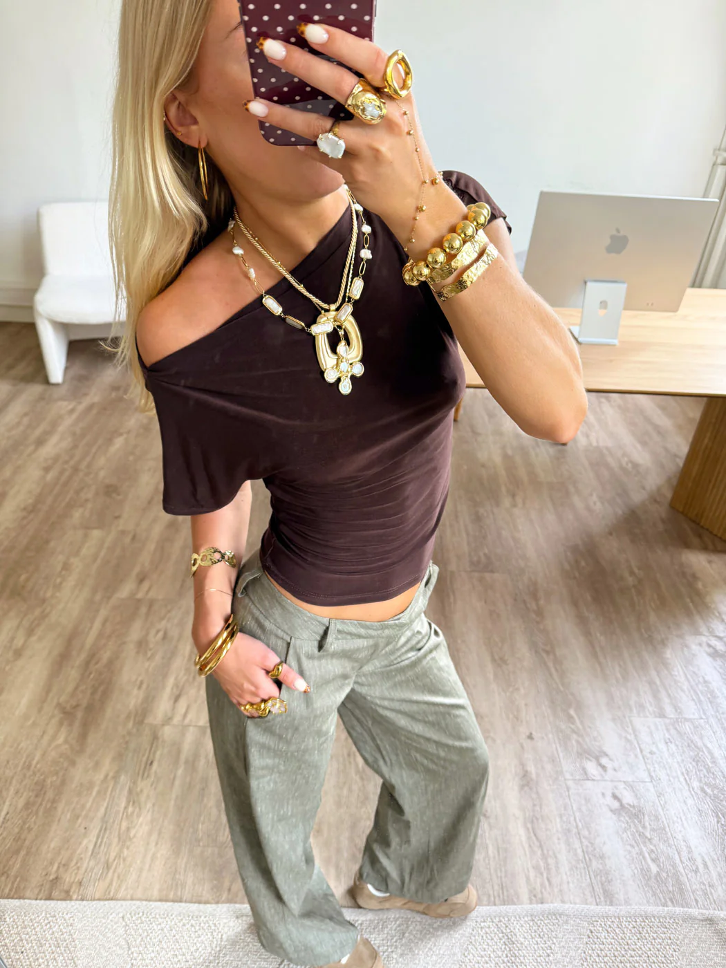 Florine figursyet t-shirt - Brun - Image 4