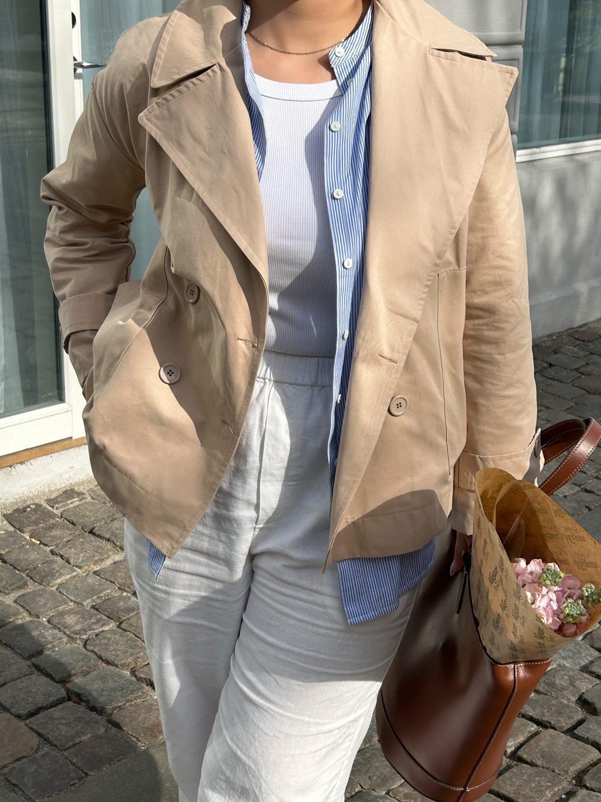 Katya kort trenchcoat - Beige - Image 10